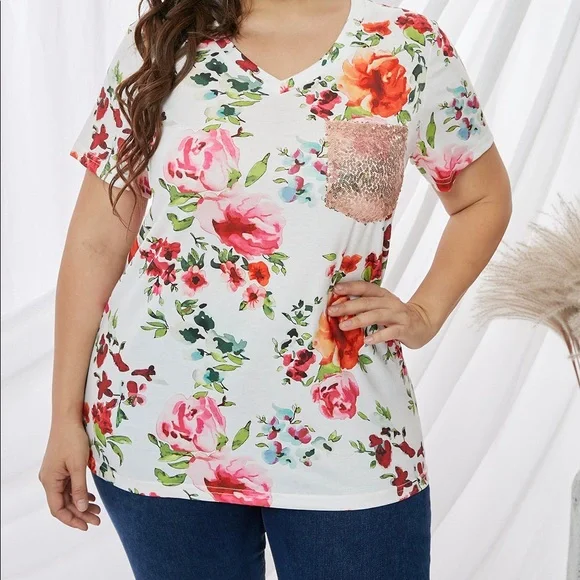 Sequin pocket tee - Picture 2 of 4